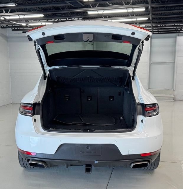 Used 2019 Porsche Macan AWD/4WD image 9