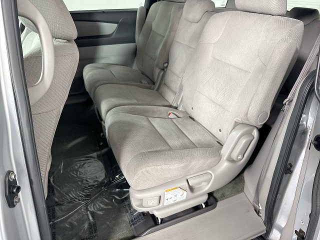 Used 2015 Honda Odyssey EX image 21