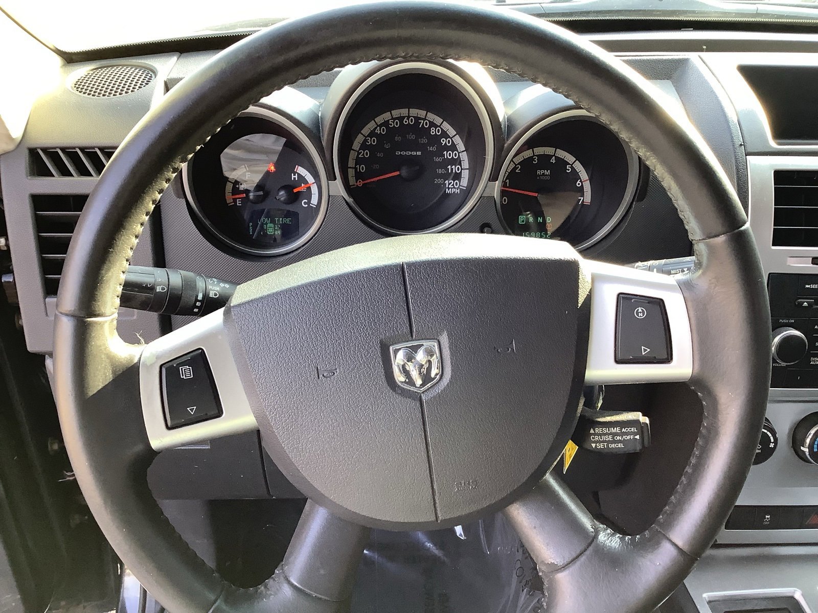 Used 2011 Dodge Nitro SXT image 13