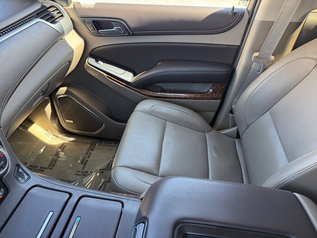 Used 2015 Chevrolet Tahoe LTZ AWD/4WD image 29