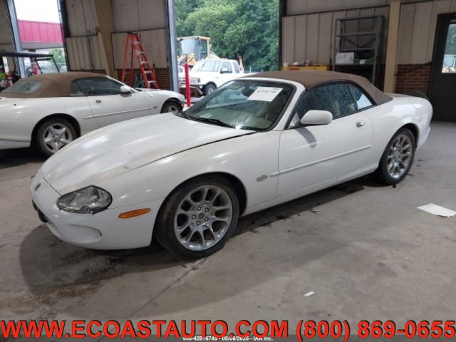 Used 1999 Jaguar XK8 Convertible RWD image 2