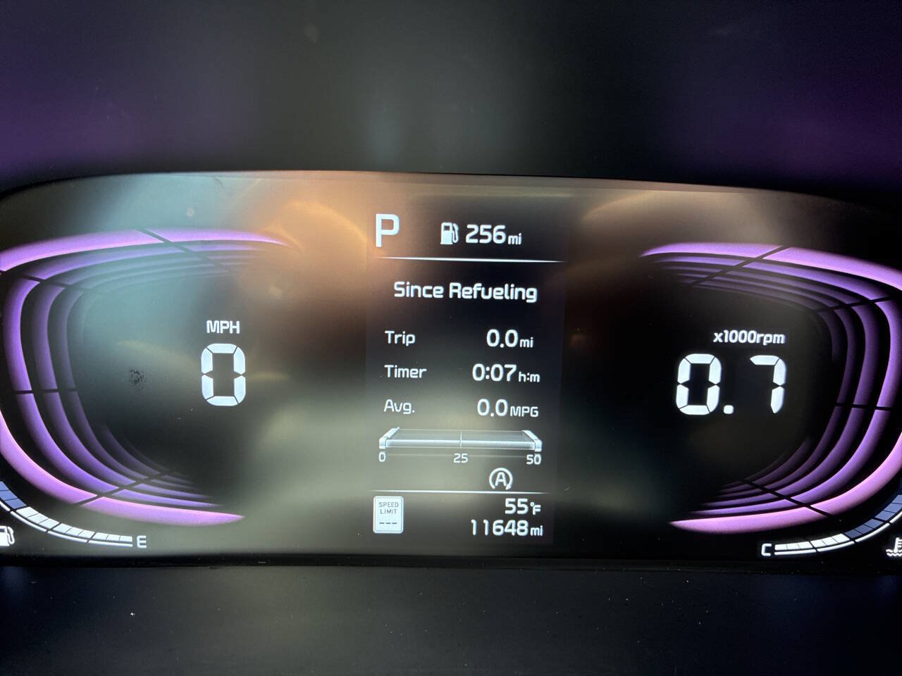 Used 2025 Kia Soul LX w/ LX Technology Package FWD image 8