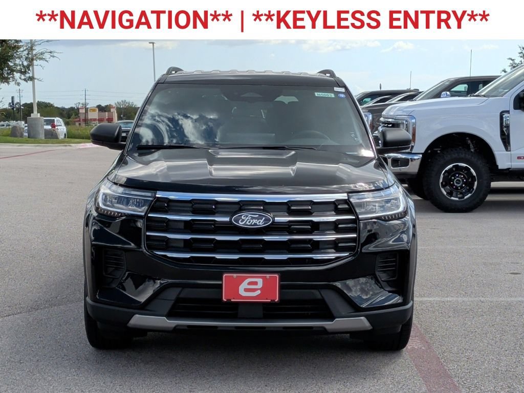 New 2027 Ford Explorer Active RWD image 2