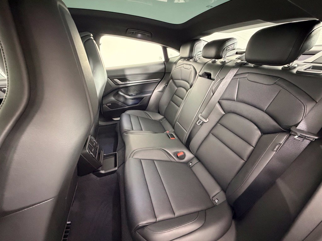 New 2026 Porsche Taycan 4S AWD/4WD image 41