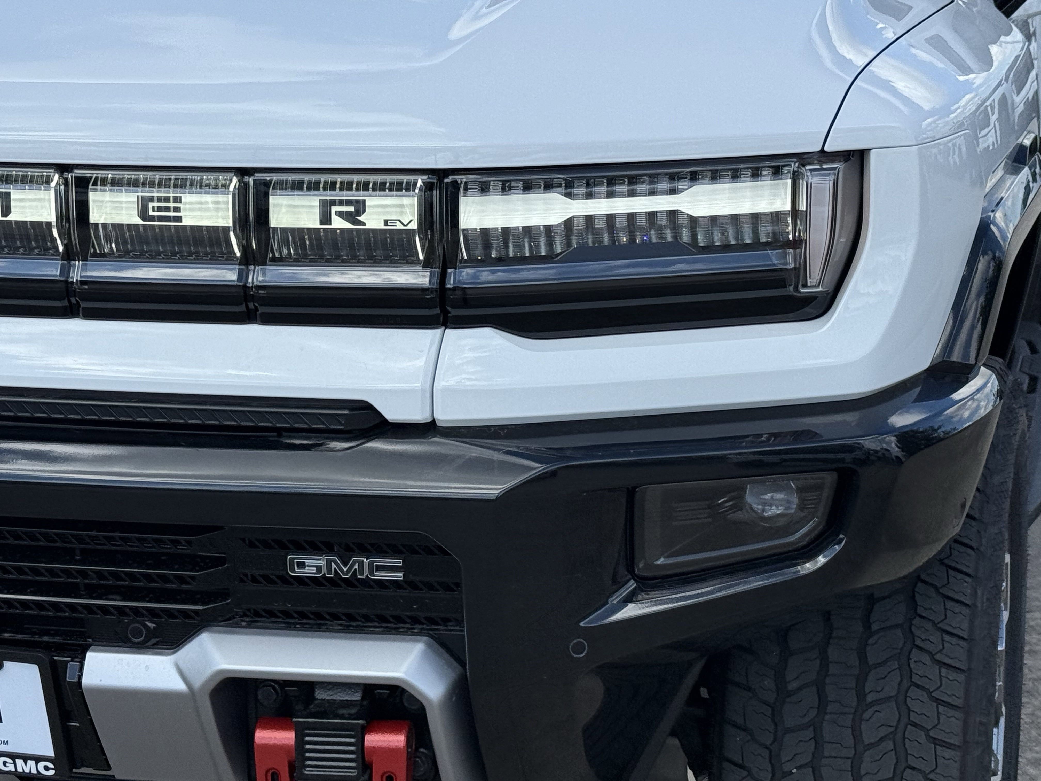 New 2025 GMC Hummer EV 3X w/ LPO, Illumination Package image 8