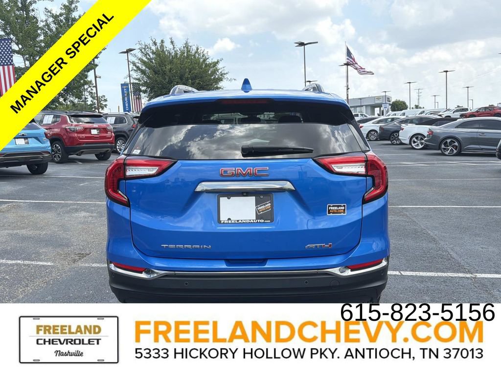 Used 2024 GMC Terrain AT4 AWD/4WD image 4