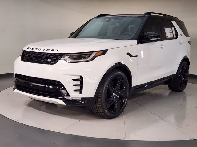 New 2025 Land Rover Discovery Dynamic SE image 1