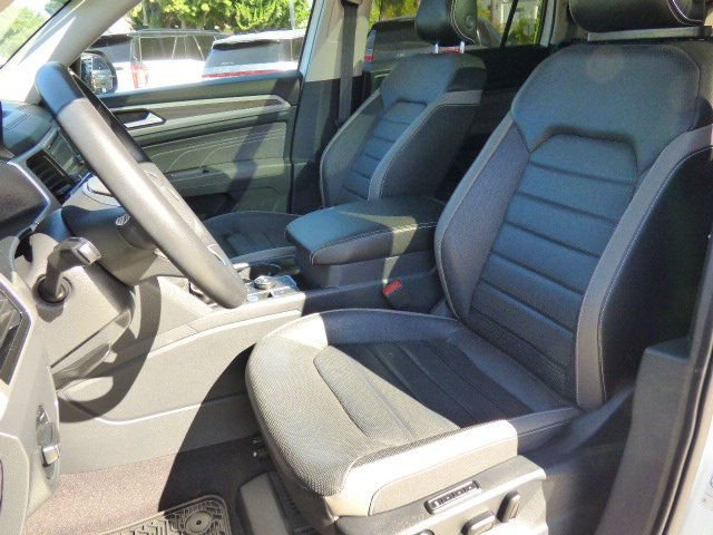 Used 2021 Volkswagen Atlas SEL Premium image 34