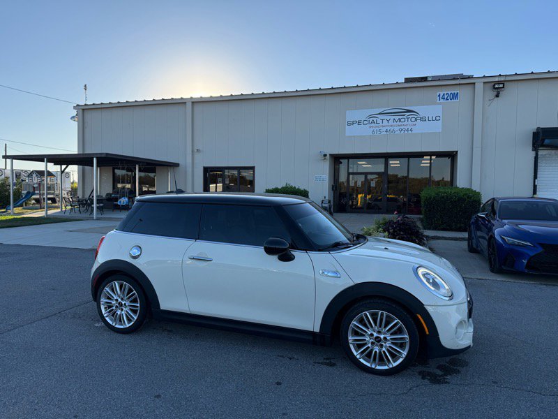 Used 2017 MINI Cooper S image 3