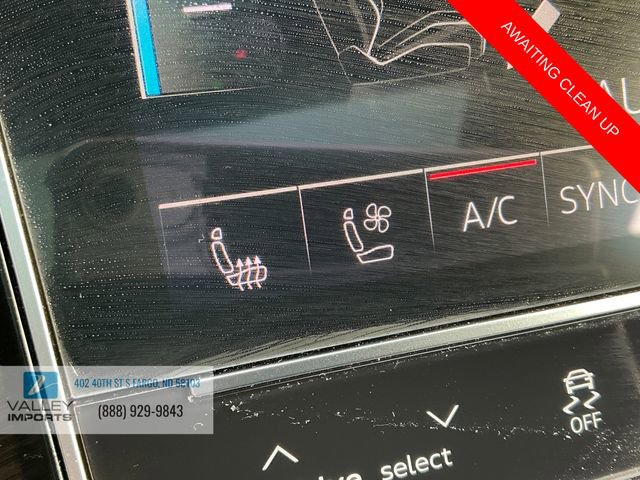 Used 2021 Audi Q8 Prestige w/ Prestige Package image 10