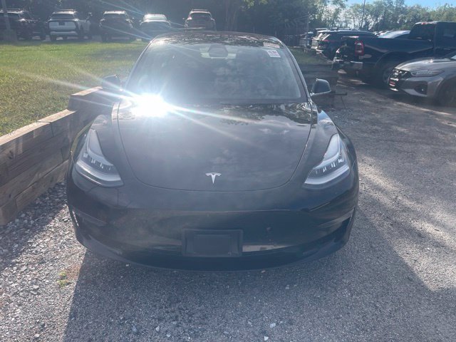 Used 2018 Tesla Model 3 Long Range RWD image 2