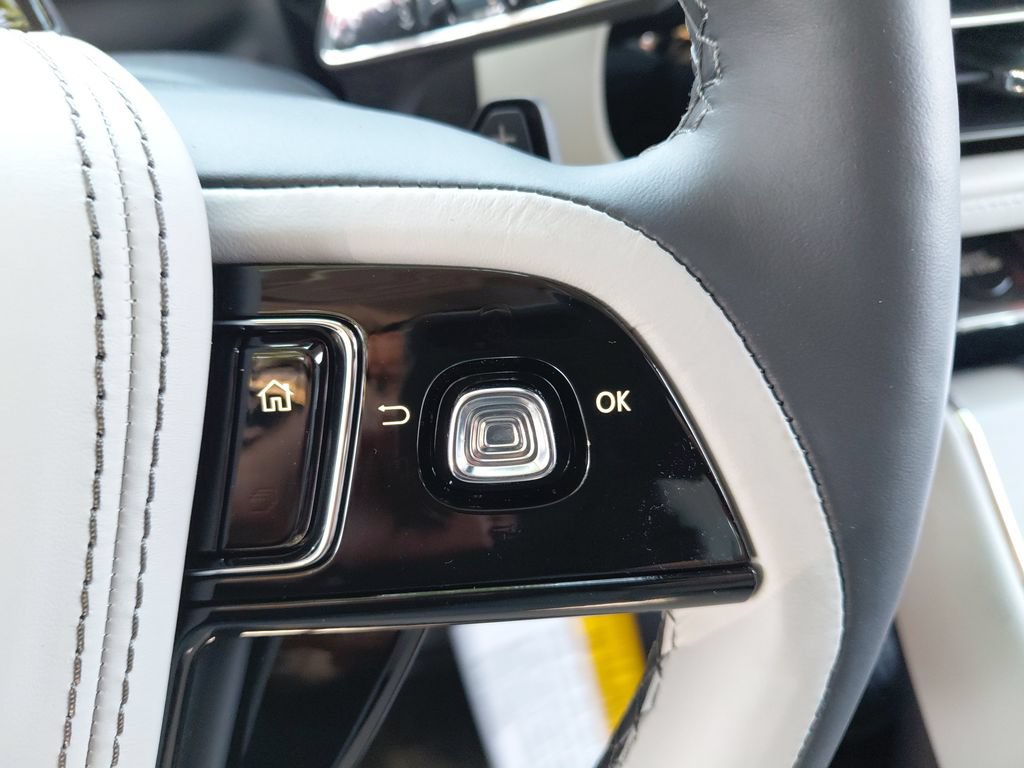 New 2026 Lincoln Aviator Reserve w/ Luxury Package AWD/4WD image 20