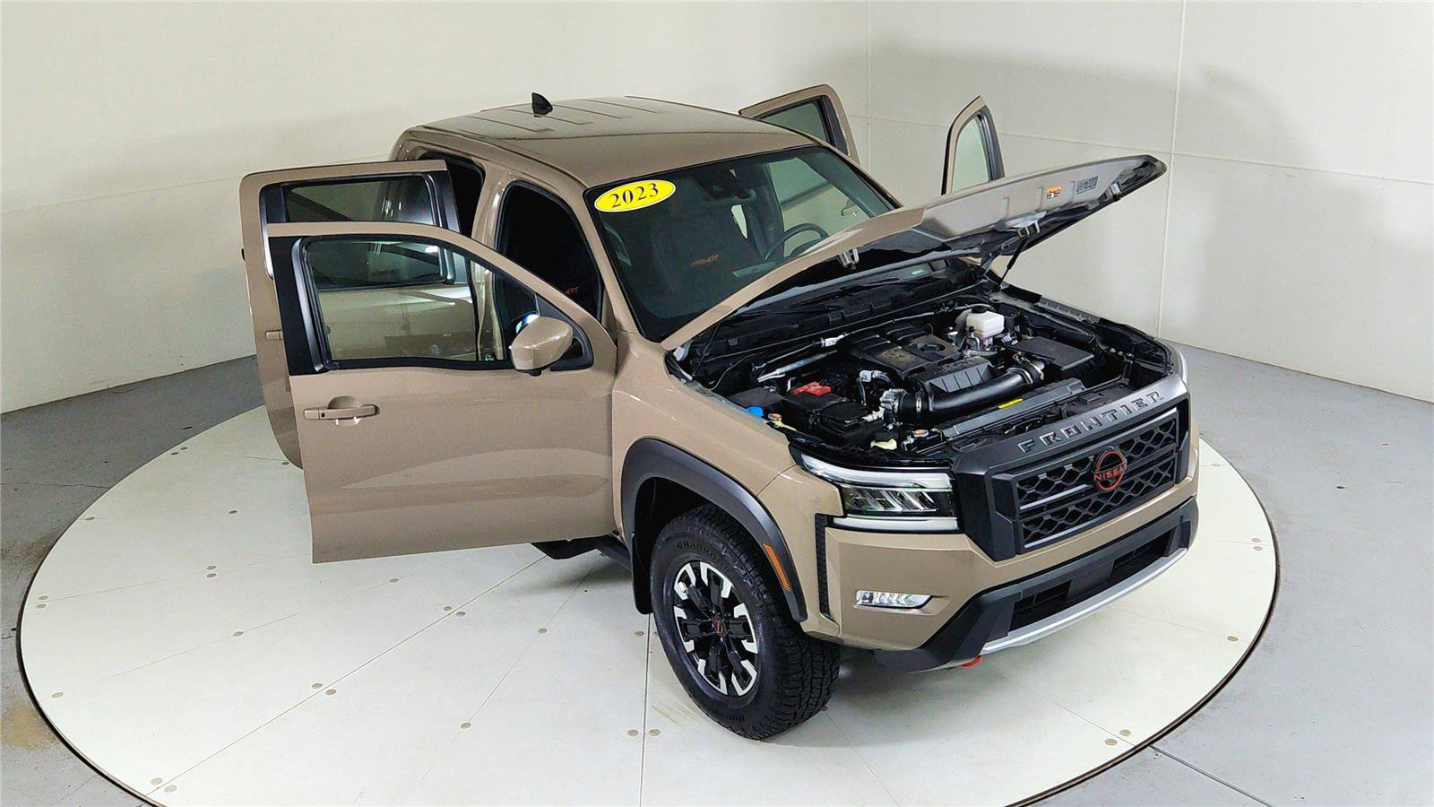 Used 2023 Nissan Frontier PRO-4X w/ Pro Convenience Package image 24