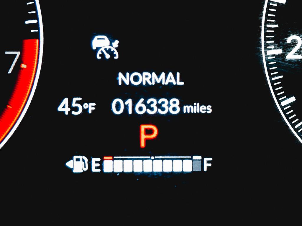 Certified 2025 Honda HR-V LX image 24