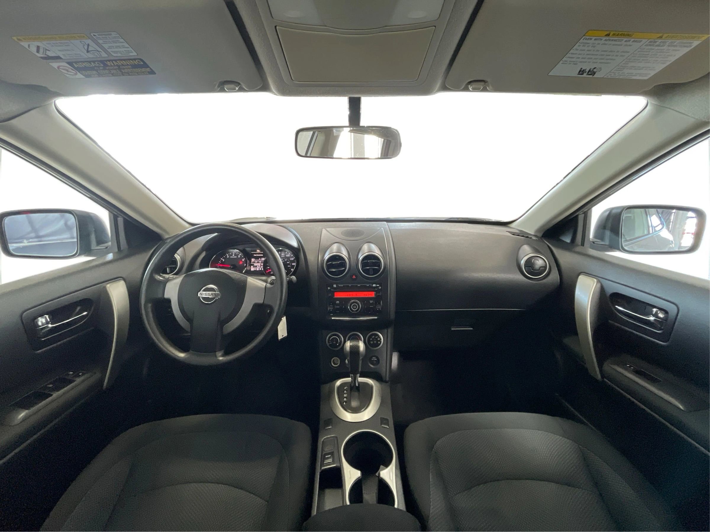 Used 2014 Nissan Rogue S image 25