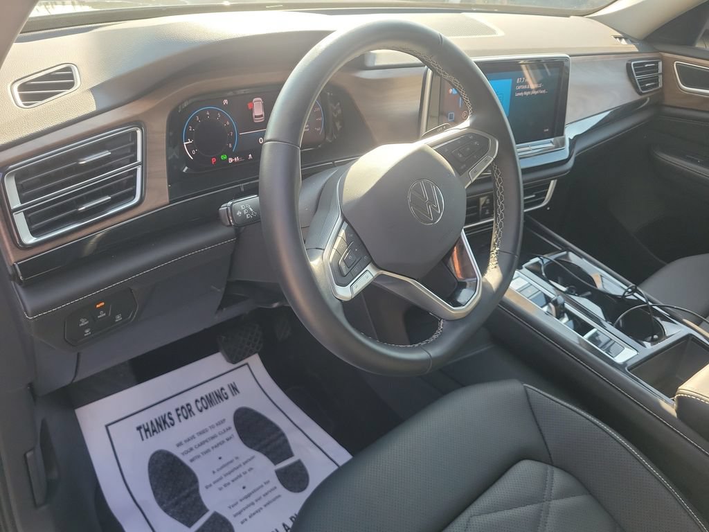 Used 2026 Volkswagen Atlas SE AWD/4WD image 17