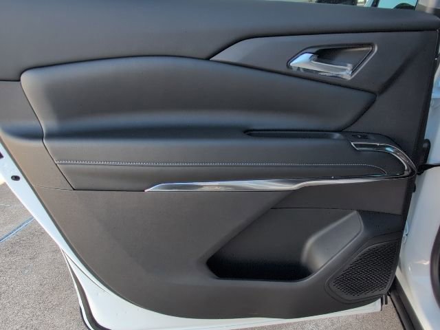 New 2026 Chevrolet Traverse LT w/ Driver Confidence Package image 9