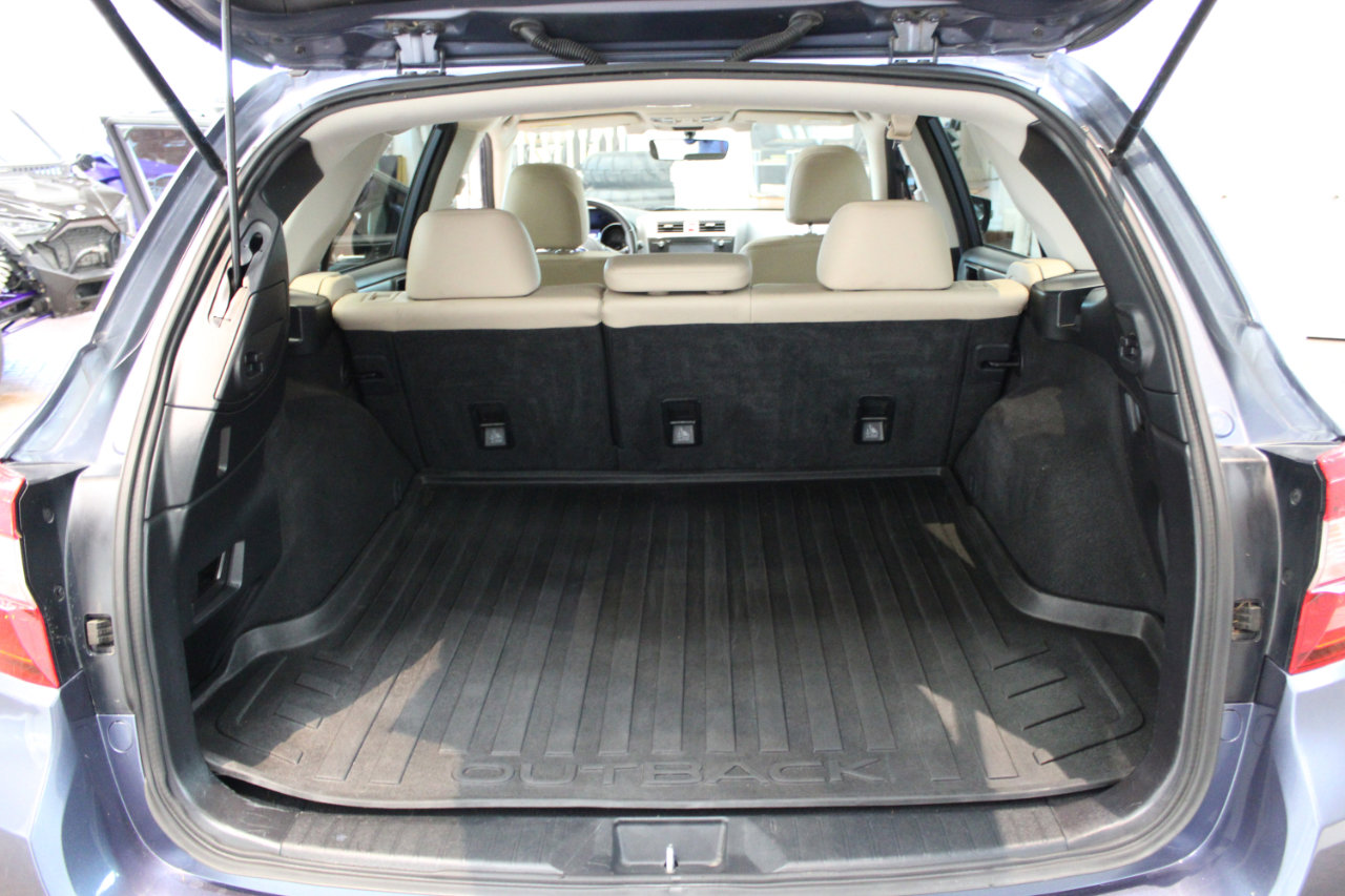 Used 2017 Subaru Outback 2.5i Limited image 15