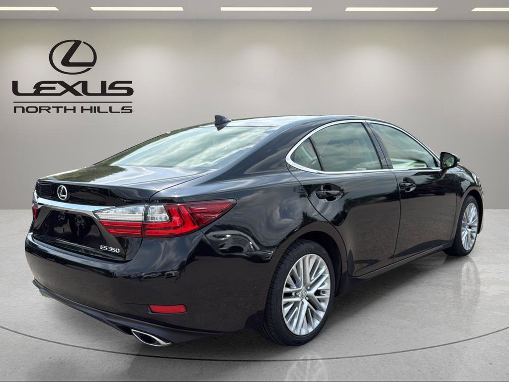 Used 2016 Lexus ES 350 w/ Luxury Package w/Wood Trim FWD image 6