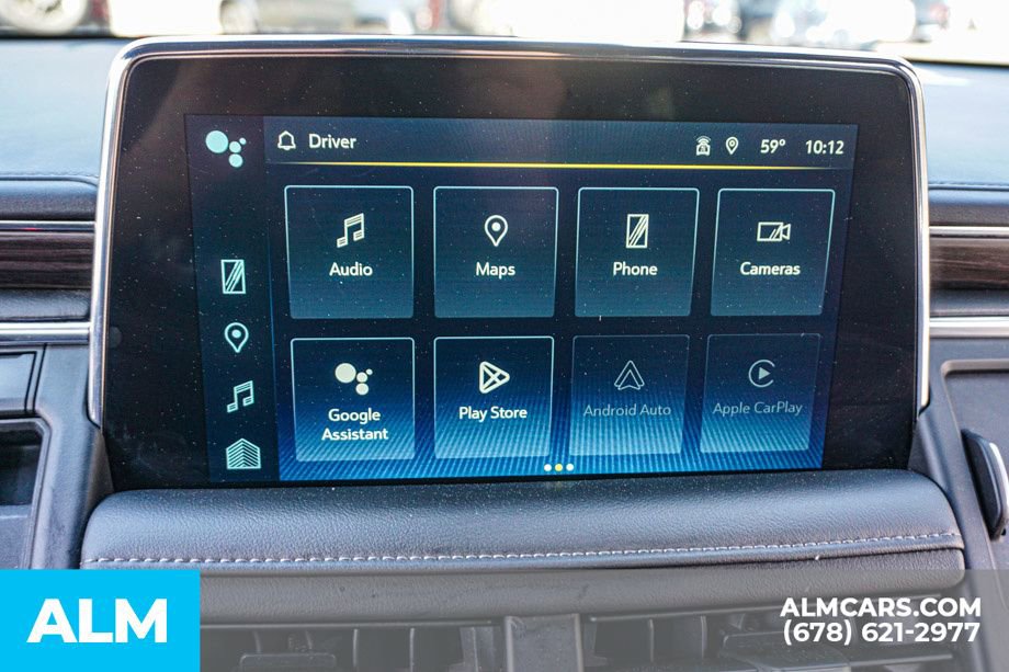 Used 2024 Chevrolet Suburban LT RWD image 36
