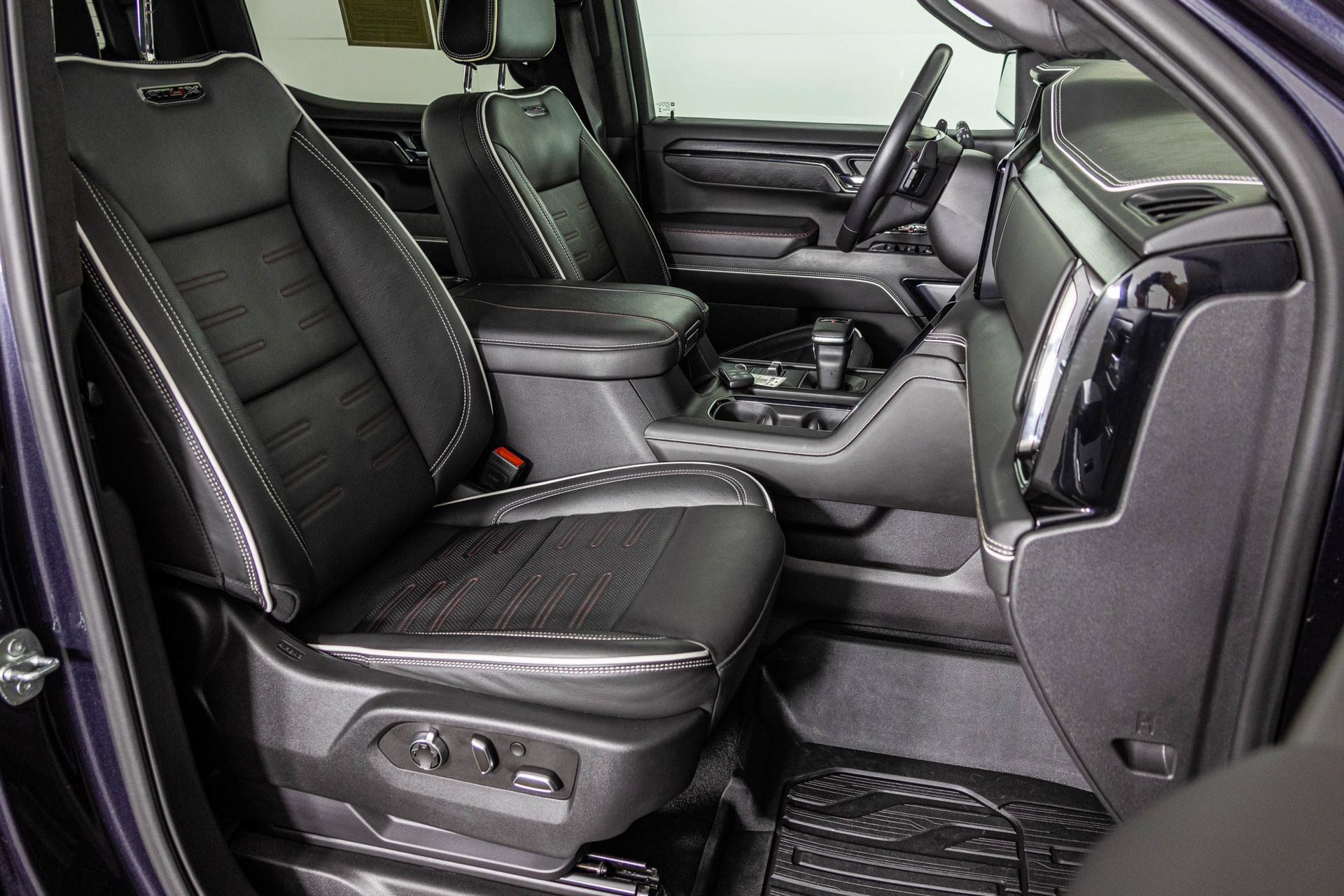 Used 2023 GMC Sierra 1500 AT4X AWD/4WD image 54