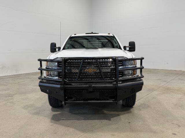 Used 2015 Chevrolet Silverado 3500 W/T w/ WT Convenience Package AWD/4WD image 3