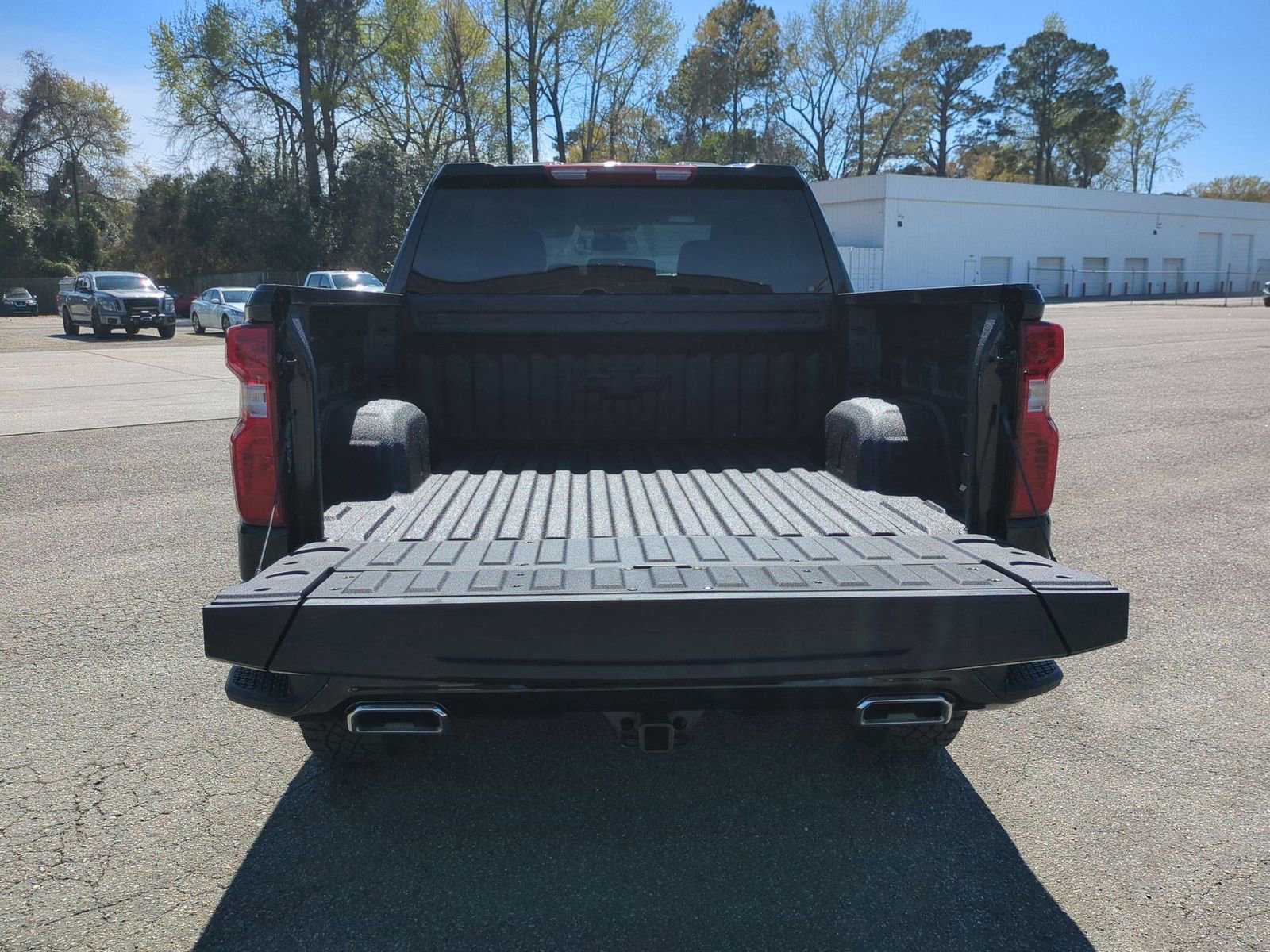 Certified 2026 Chevrolet Silverado 1500 Custom Trail Boss w/ LPO, Dark Essentials Package image 24