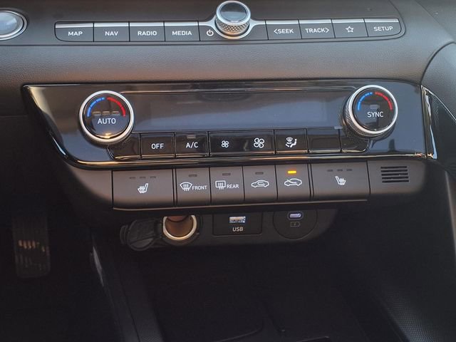 New 2026 Hyundai Elantra Limited image 17