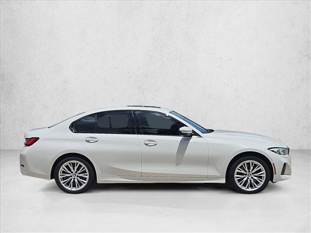 Used 2023 BMW 330i Sedan w/ Parking Assistance Package RWD image 4