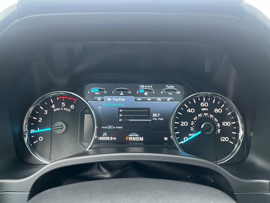 Used 2018 Ford F150 Platinum w/ Equipment Group 701A Luxury image 15