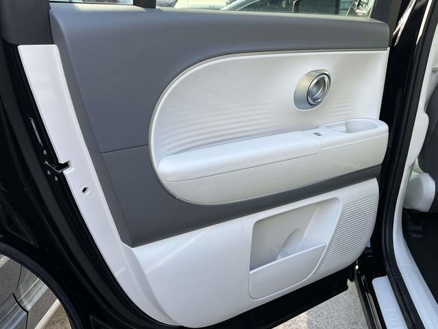 New 2026 Hyundai Ioniq 9 SE AWD/4WD image 12