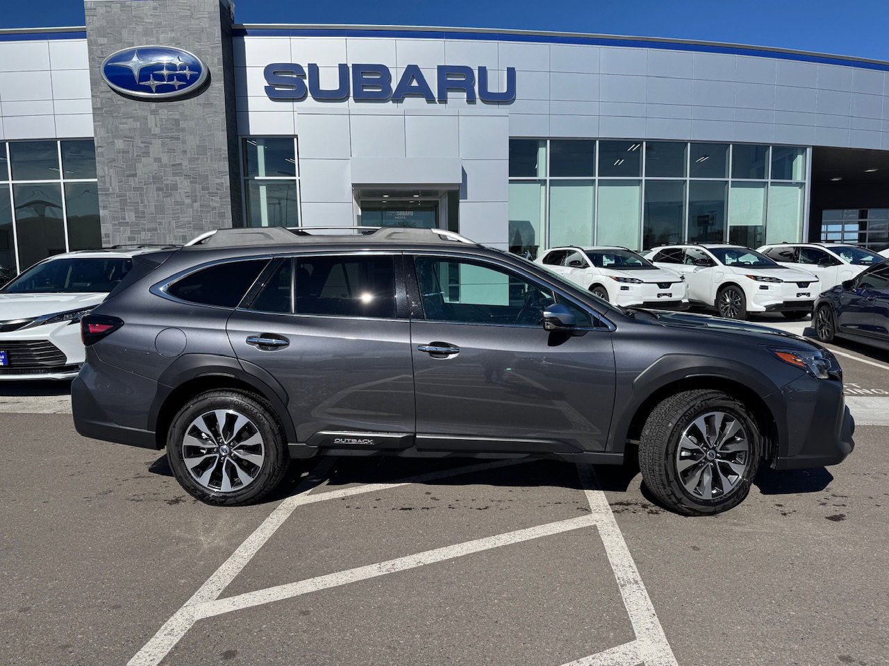 Certified 2025 Subaru Outback Touring XT w/ Tech Package 2 image 8