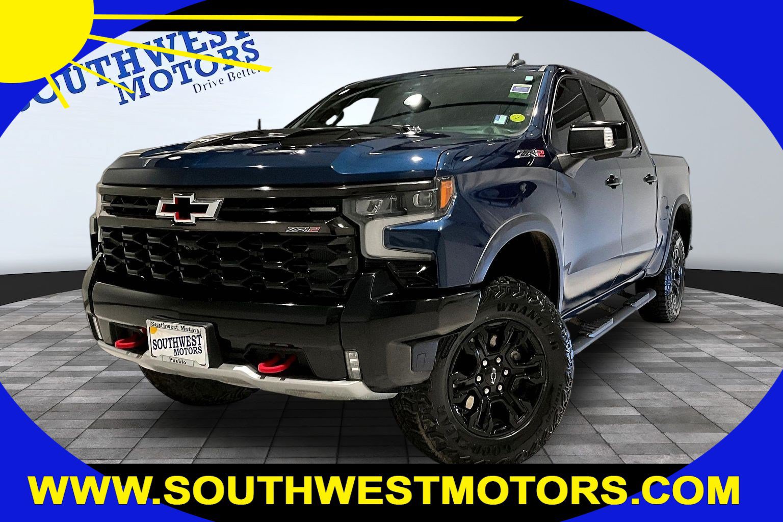 Used 2023 Chevrolet Silverado 1500 ZR2 w/ Technology Package AWD/4WD image 1