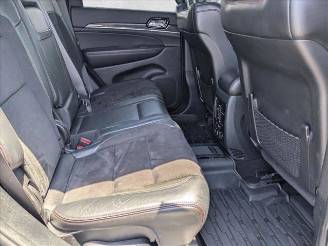 Used 2020 Jeep Grand Cherokee Trailhawk AWD/4WD image 20