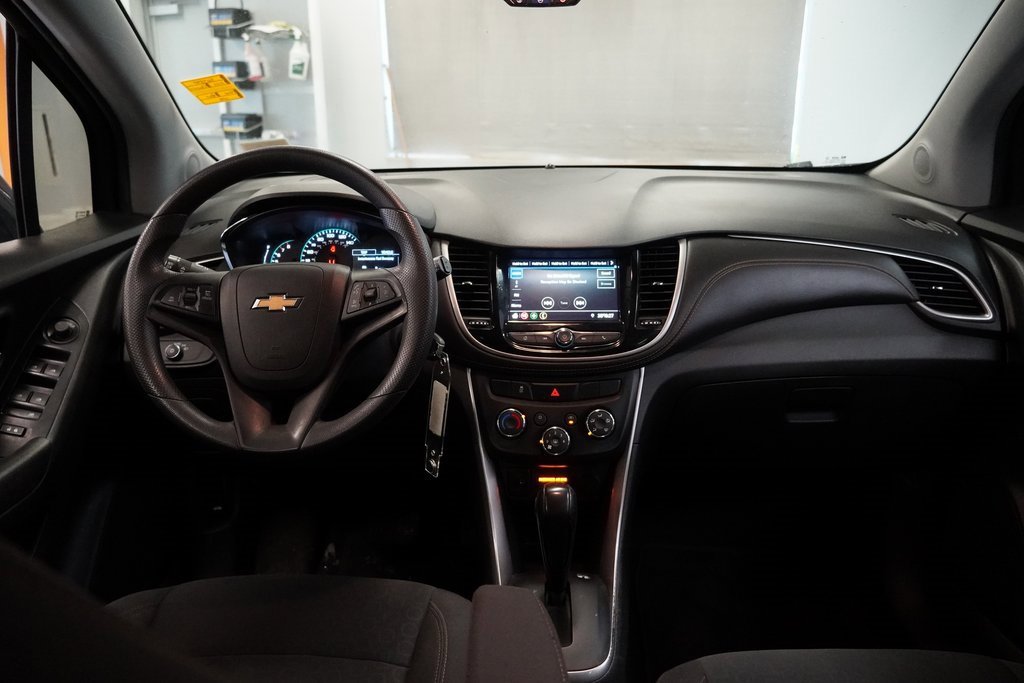Used 2022 Chevrolet Trax LS w/ Tint and Cruise Package image 8