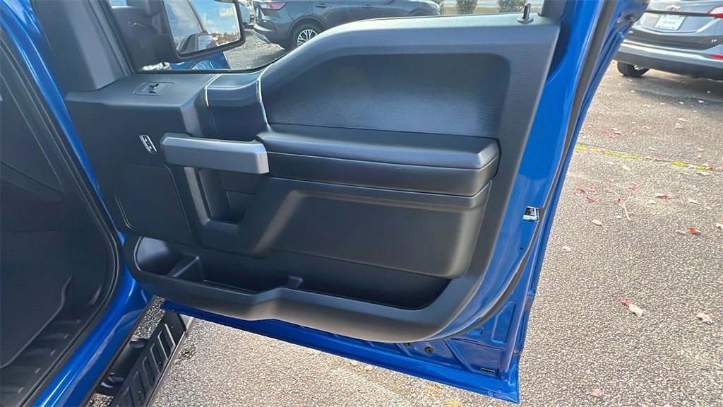 Used 2018 Ford F150 XLT w/ Equipment Group 302A Luxury image 16