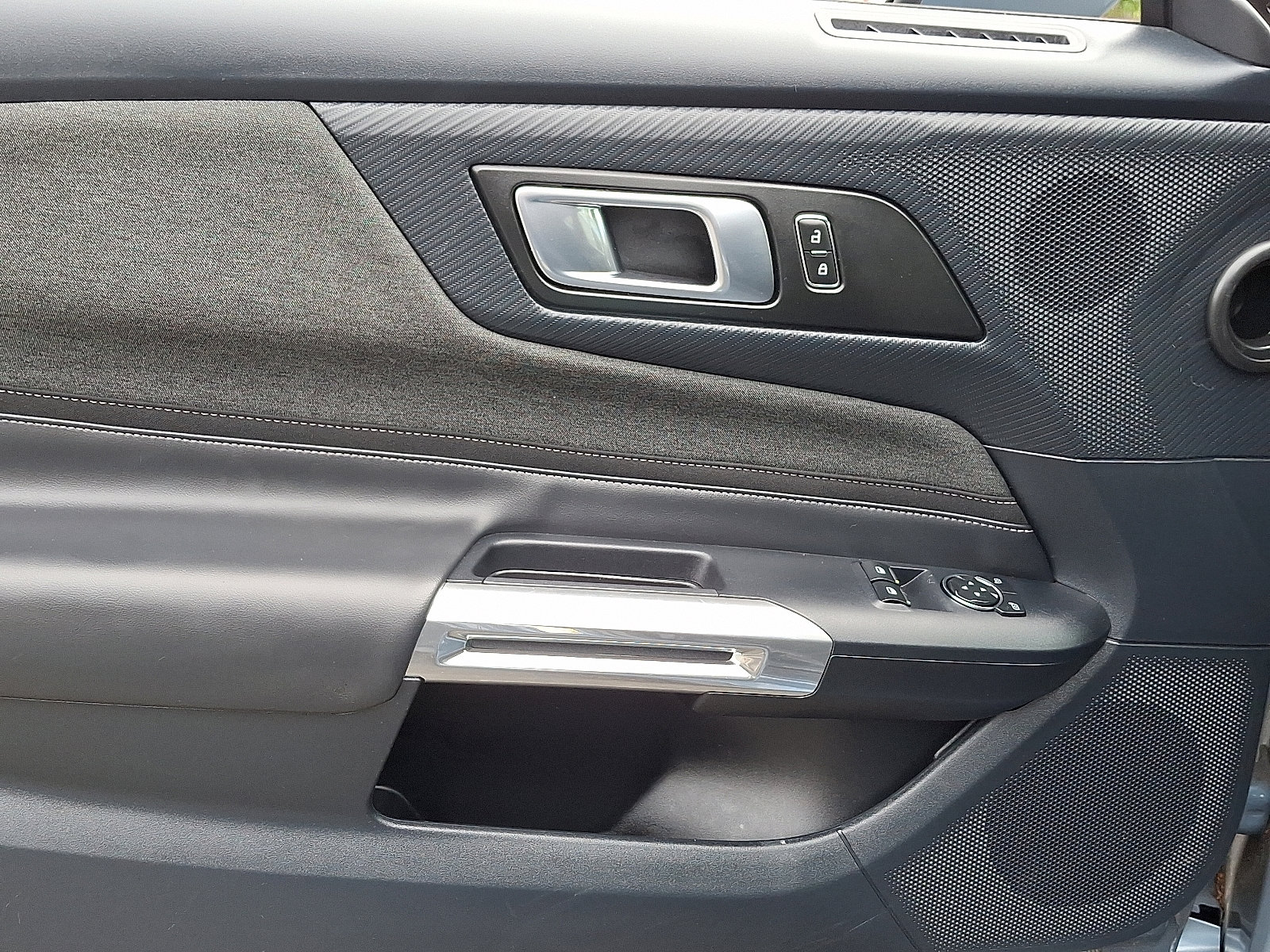 Used 2024 Ford Mustang Coupe image 13