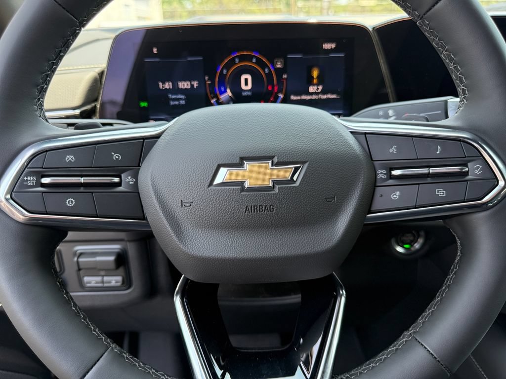 New 2026 Chevrolet Suburban Premier w/ Sun And Tow Package AWD/4WD image 21