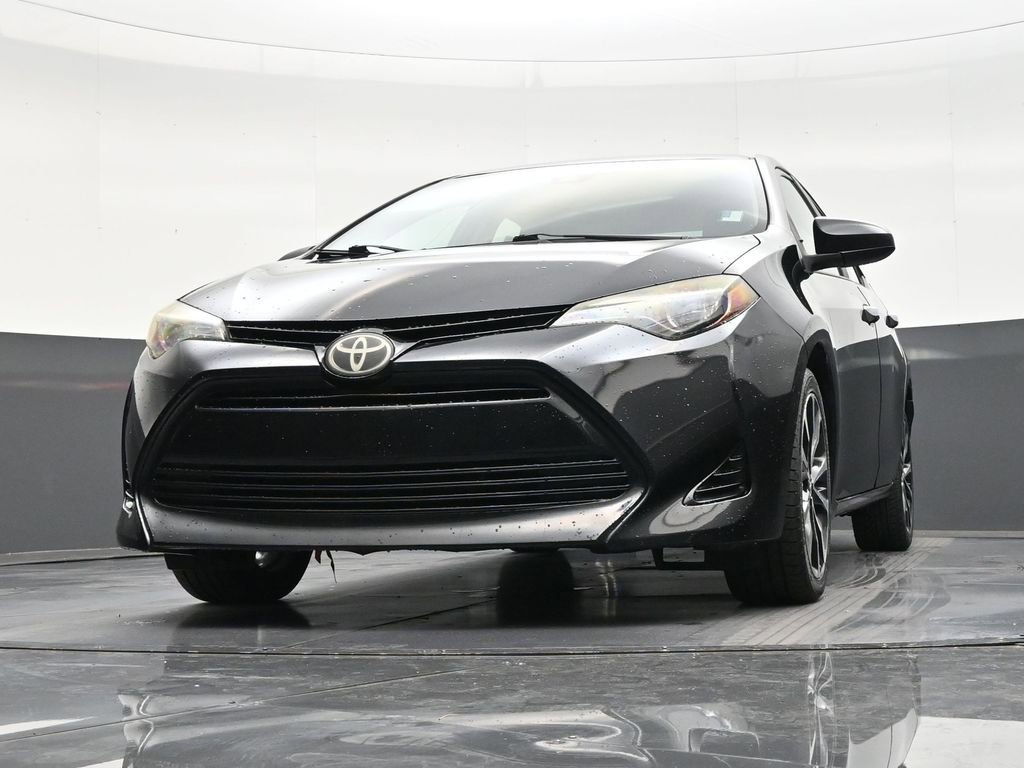 Used 2018 Toyota Corolla LE image 28