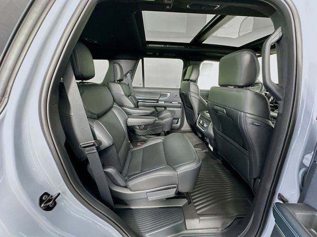 New 2025 Ford Expedition Platinum image 35