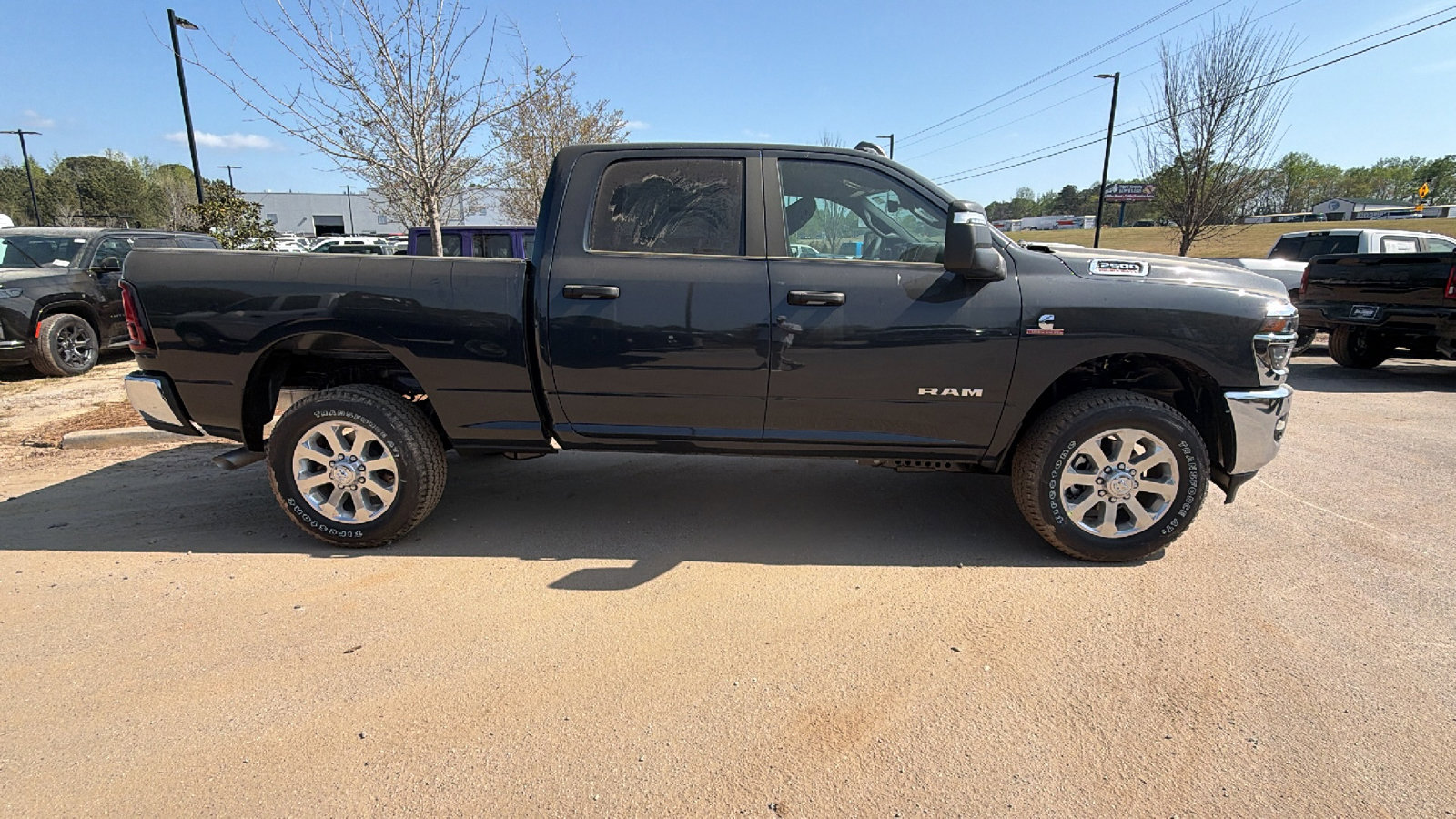 New 2026 RAM 2500 Big Horn AWD/4WD image 7