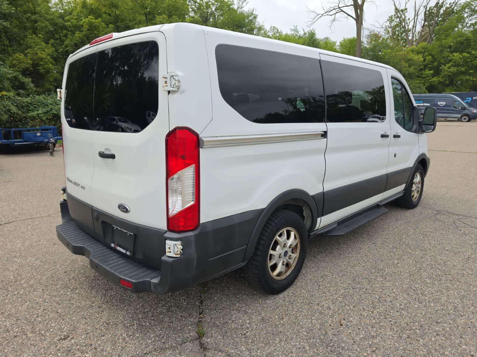 Used 2016 Ford Transit 150 XLT RWD image 9
