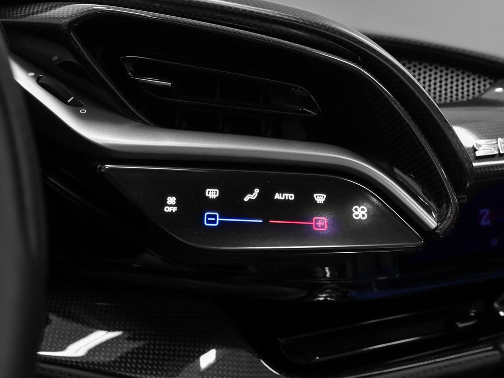 Used 2023 Ferrari SF90 Spider image 65