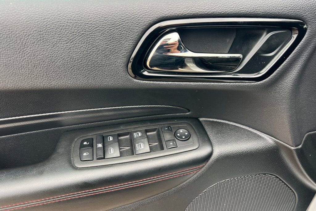 Used 2023 Dodge Durango GT image 8