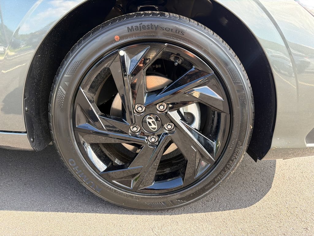 New 2026 Hyundai Elantra Sport FWD image 13