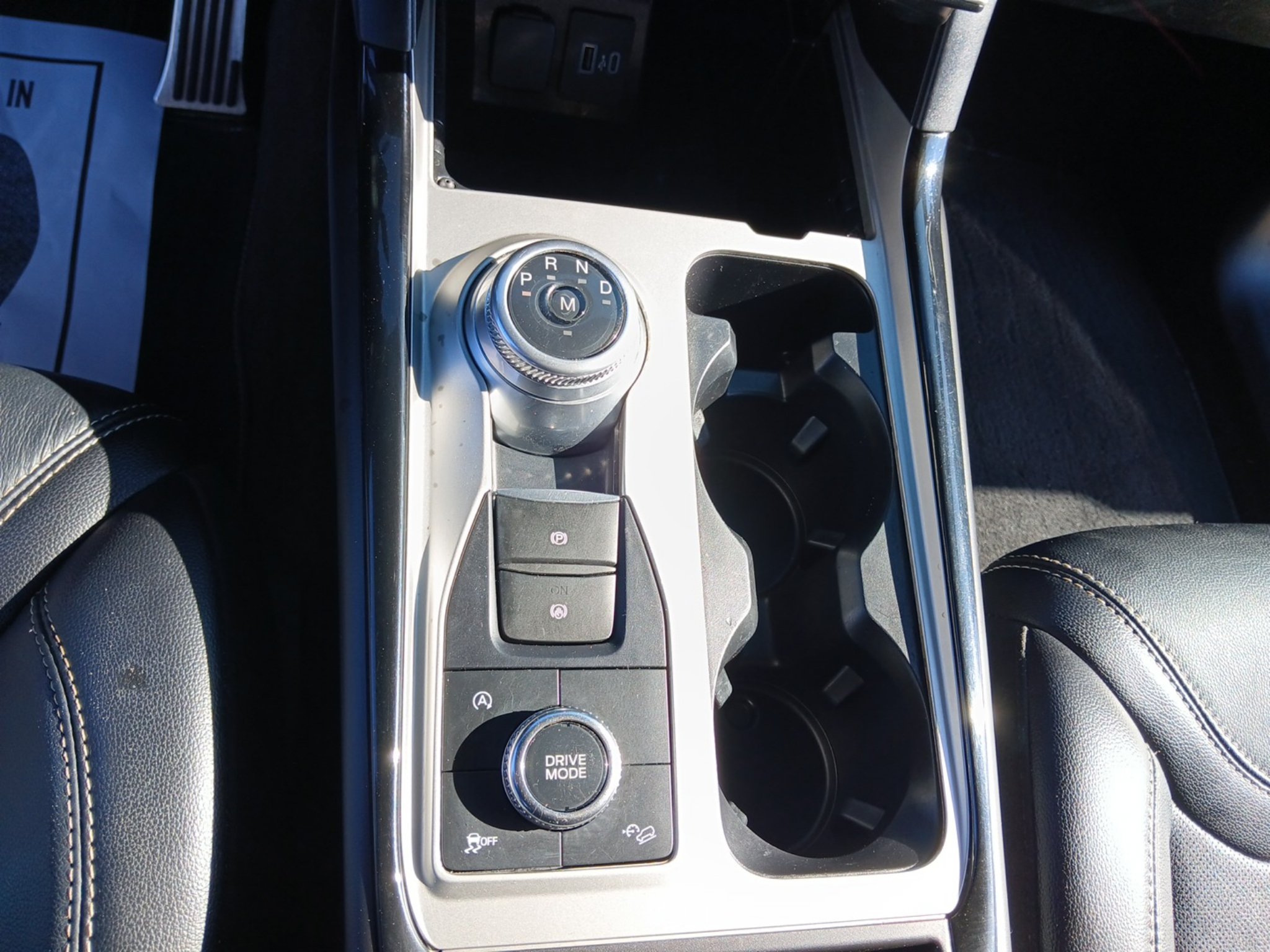 Used 2023 Ford Explorer ST w/ Equipment Group 401A AWD/4WD image 17
