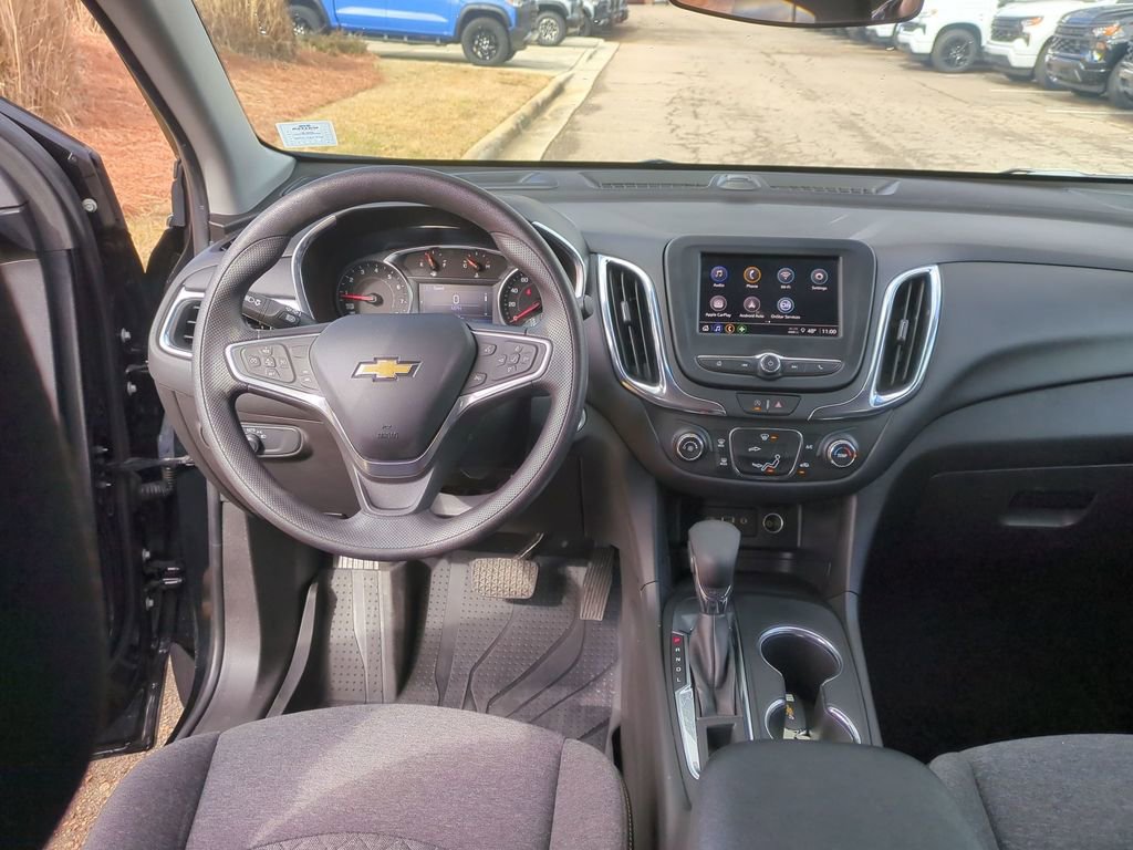 Used 2023 Chevrolet Equinox LT image 28