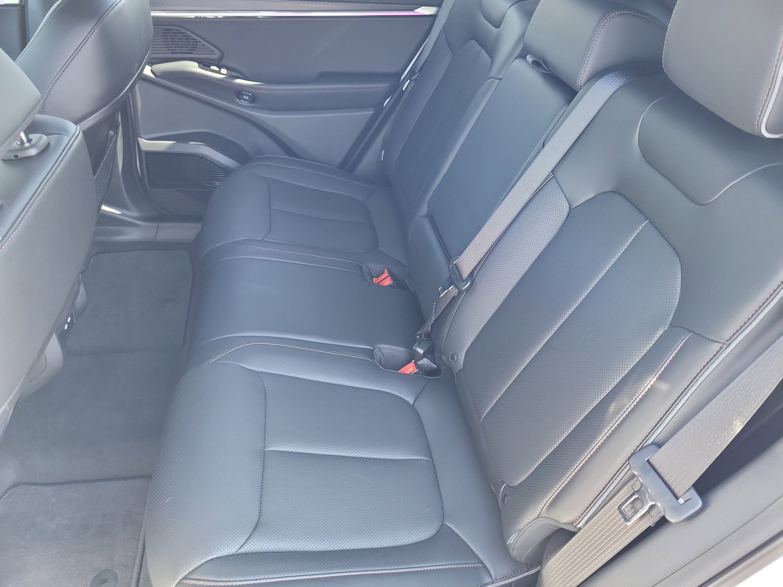 New 2025 Jeep Wagoneer Limited image 25