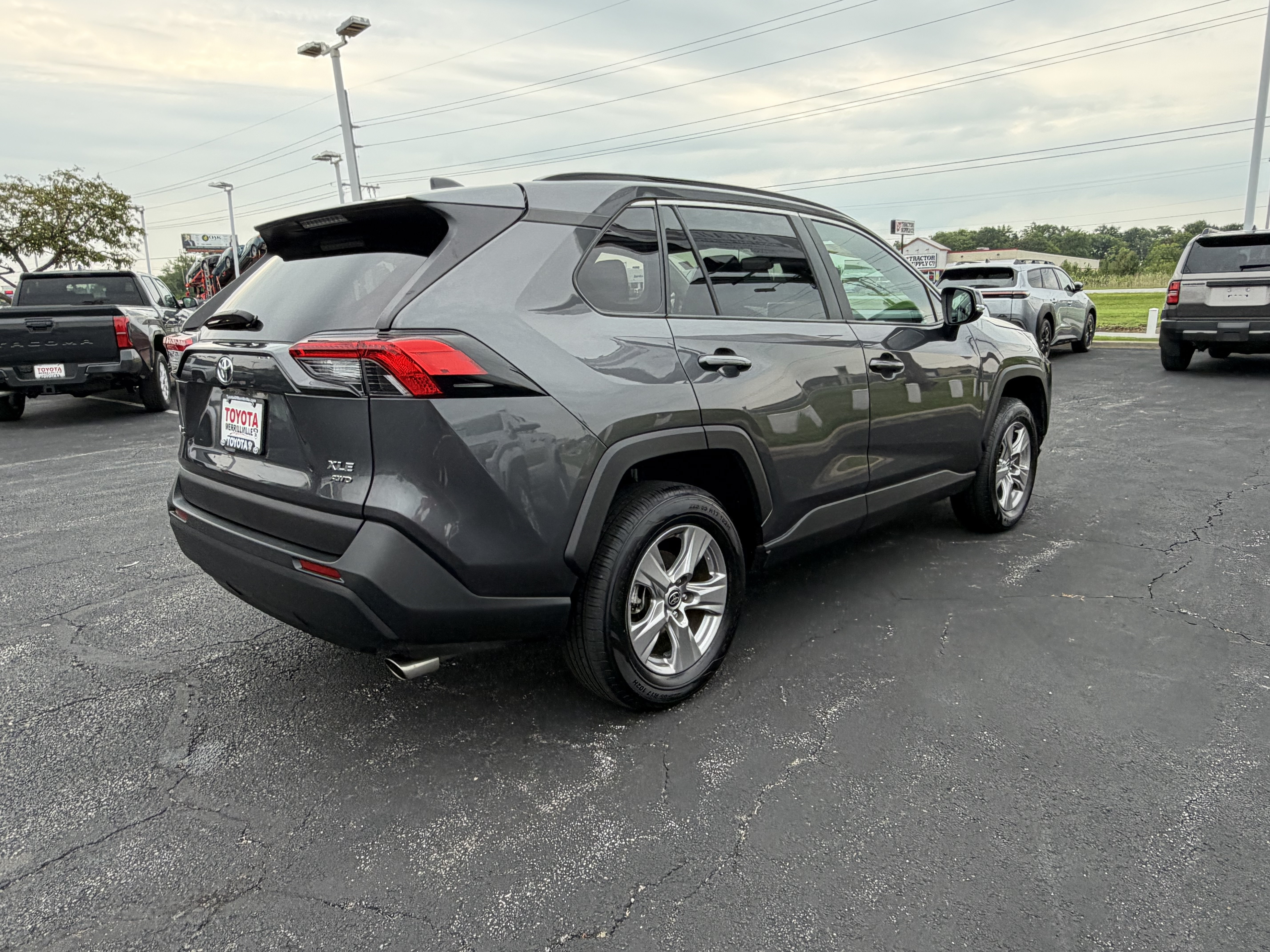 Certified 2025 Toyota RAV4 XLE w/ Convenience Package AWD/4WD image 10