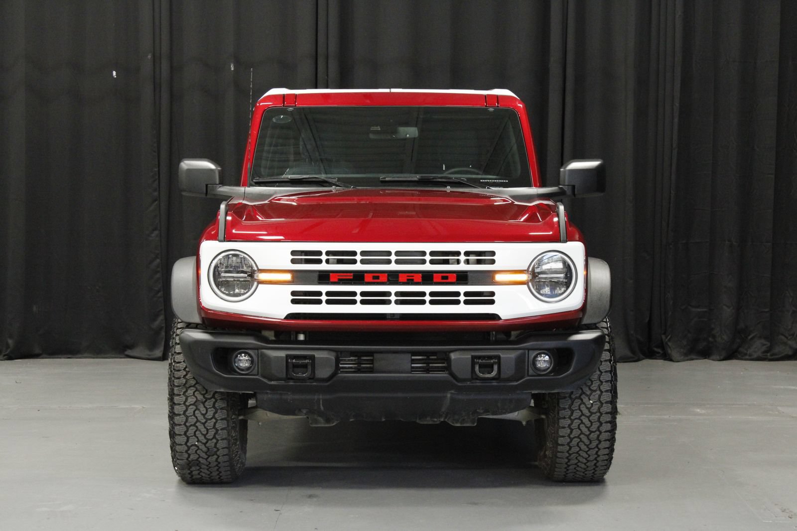 Used 2025 Ford Bronco Heritage Edition AWD/4WD image 8